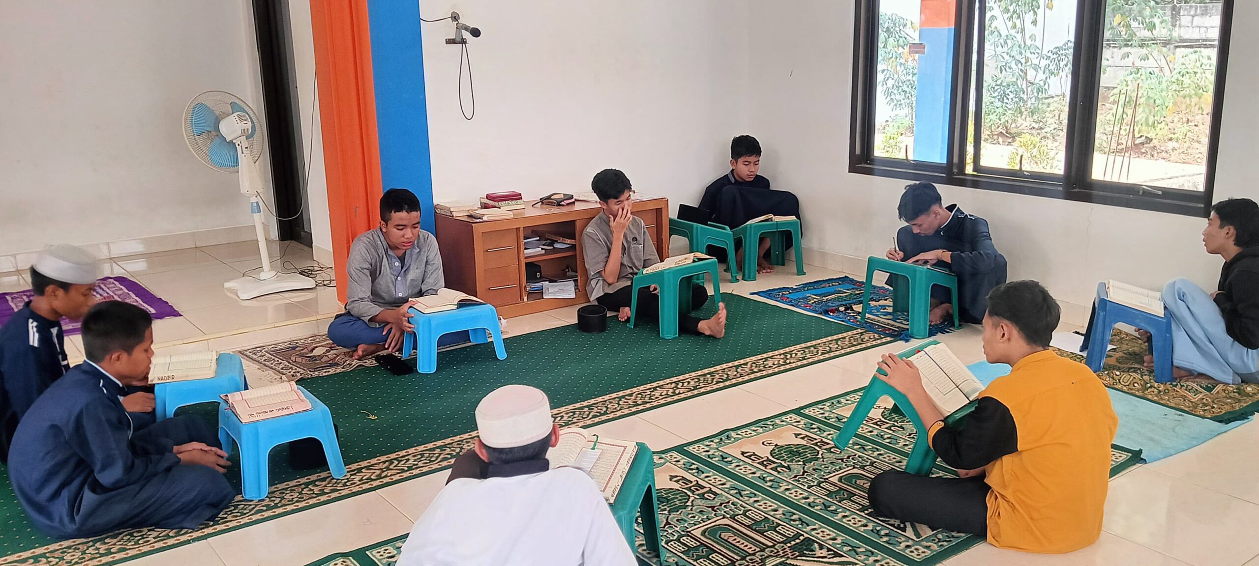Kuat Sabar & Ikhlas Thfizh Al-Qur'an